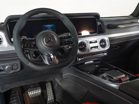 Used 2026 Mercedes-Benz G 63 AMG 4MATIC image 17