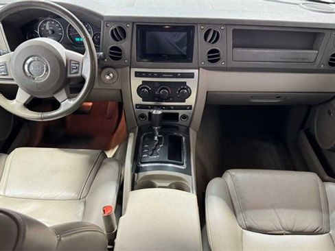 Used 2007 Jeep Commander Sport image 17