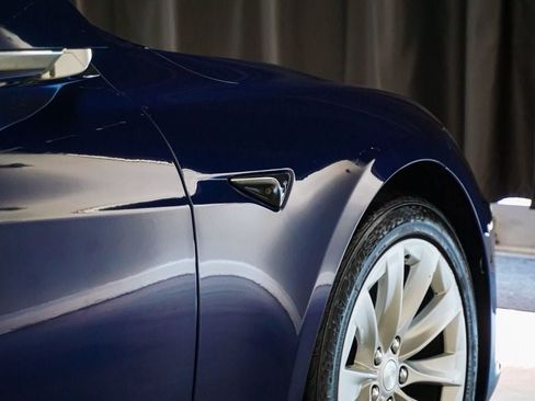 Used 2018 Tesla Model S AWD image 44