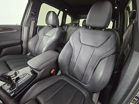 Used 2018 BMW X3 xDrive30i image 12