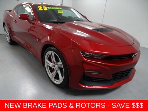 Certified 2023 Chevrolet Camaro SS RWD image 1