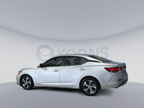 Used 2022 Nissan Sentra SV FWD image 8