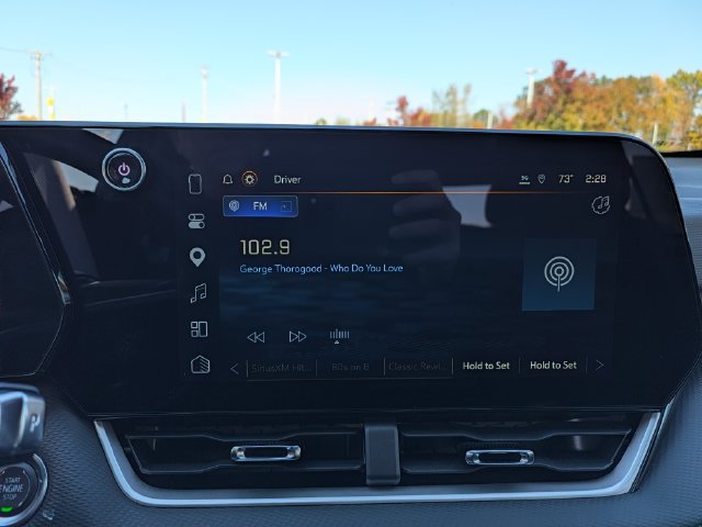 Used 2025 Chevrolet Equinox LT FWD image 22