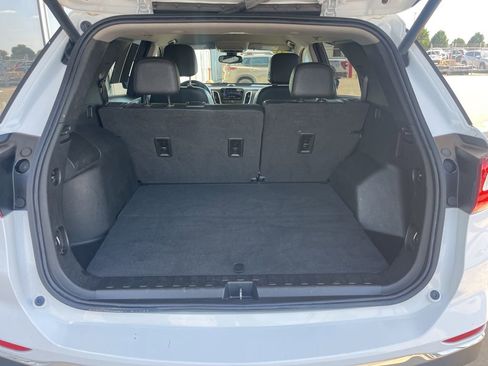 Used 2021 Chevrolet Equinox Premier w/ Redline Edition image 27