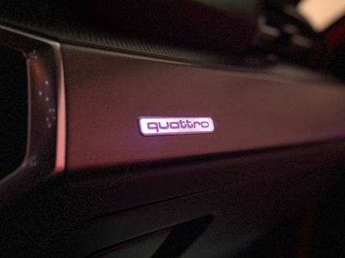 Used 2023 Audi Q3 2.0T Premium Plus w/ Premium Plus Package image 18