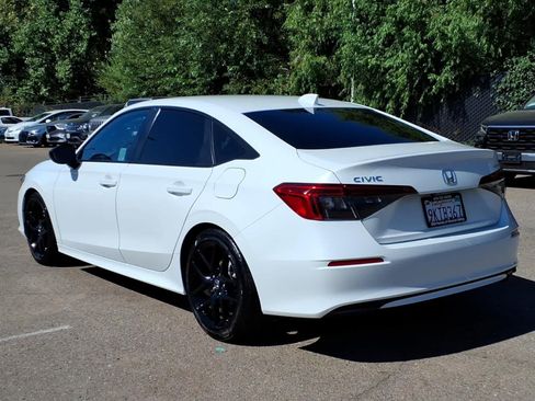 Certified 2024 Honda Civic Sport image 7