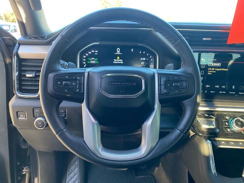 Used 2022 GMC Sierra 1500 Denali w/ Denali Reserve Package image 11