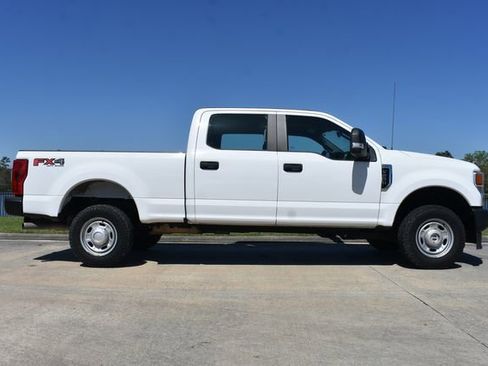 Used 2020 Ford F250 XL w/ Power Equipment Group image 3