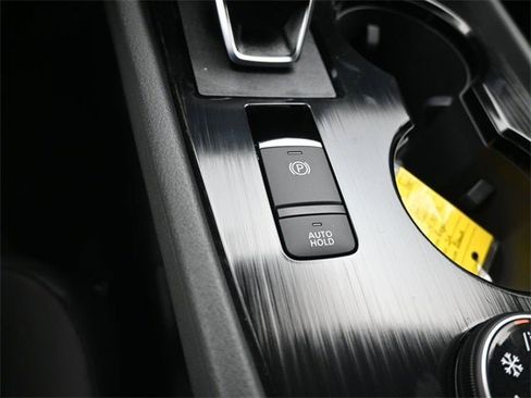 New 2026 Nissan Rogue SV w/ SV Premium Package image 24