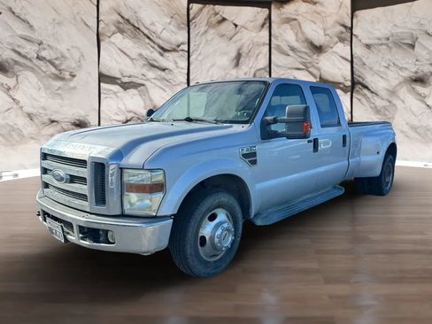 Used 2008 Ford F350 XLT RWD image 4