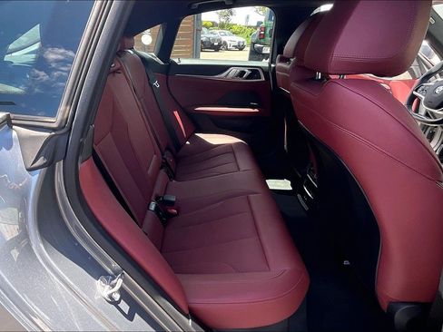 Used 2025 BMW 430i w/ Premium Package RWD image 26