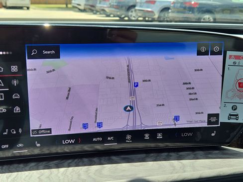 Used 2025 Audi Q5 Premium w/ Convenience Package image 19