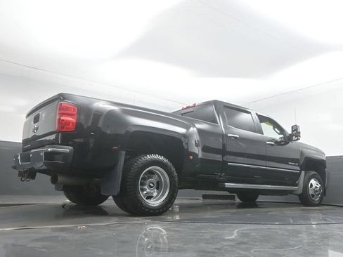 Used 2018 Chevrolet Silverado 3500 LTZ w/ Duramax Plus Package image 31