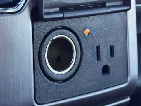 Used 2022 Ford F350 Platinum image 29