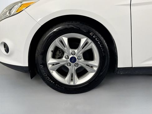 Used 2014 Ford Focus SE FWD image 28