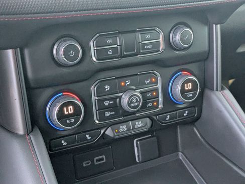 Used 2023 Chevrolet Tahoe RST AWD/4WD image 28