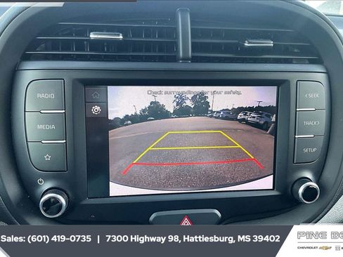Used 2024 Kia Soul LX FWD image 15