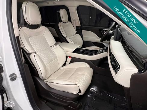 Used 2023 Lincoln Aviator Black Label image 7