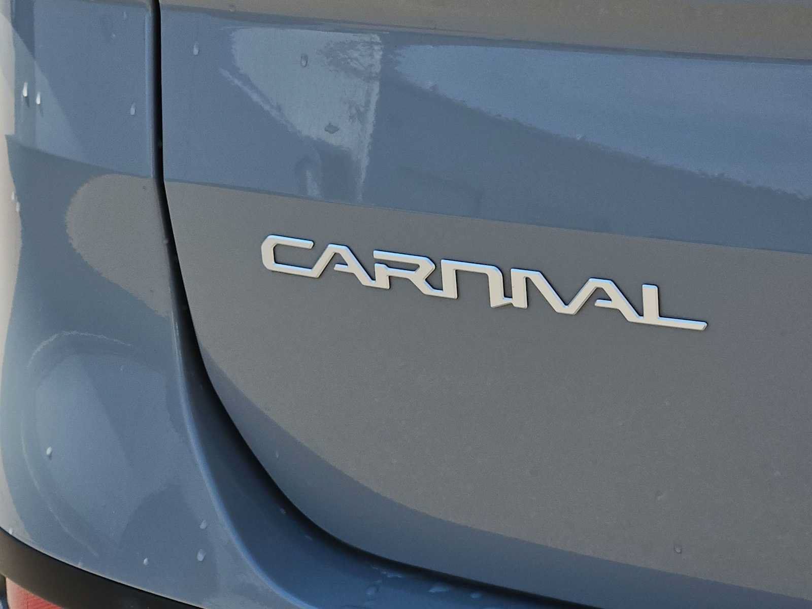Used 2024 Kia Carnival SX FWD image 12
