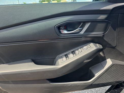Used 2024 Honda Accord LX image 25