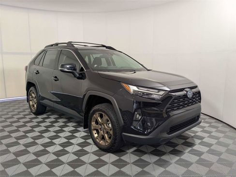 Used 2024 Toyota RAV4 AWD Hybrid image 3