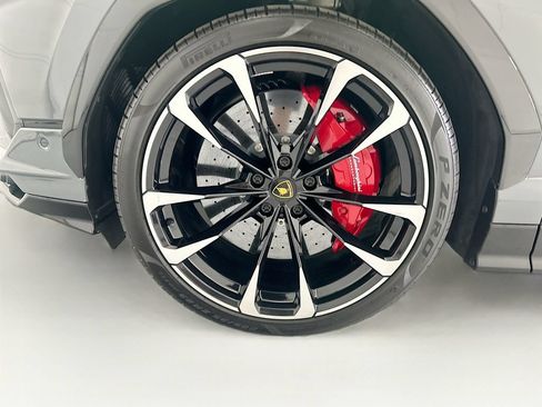 Used 2024 Lamborghini Urus S AWD/4WD image 29