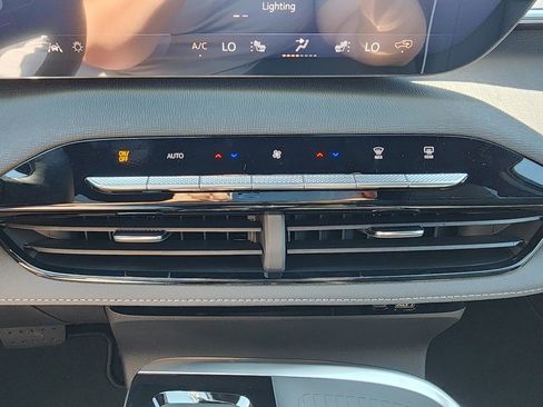 New 2026 Buick Enclave Sport Touring w/ Super Cruise Package image 31