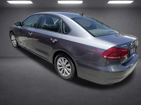 Used 2015 Volkswagen Passat 1.8T S FWD image 27