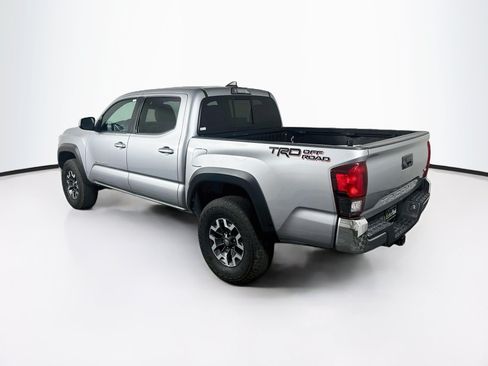 Used 2019 Toyota Tacoma TRD Off-Road RWD image 5