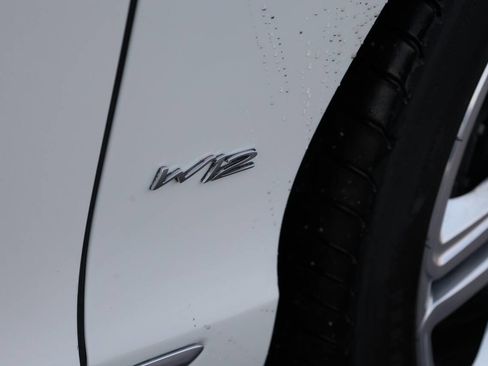 Used 2016 Bentley Continental GT image 28