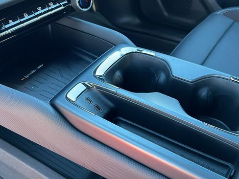 New 2026 Chevrolet Equinox EV RS image 20