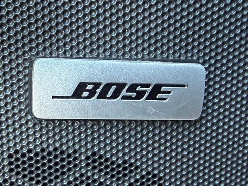 Used 2020 Cadillac Escalade Premium Luxury image 22