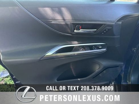Used 2022 Toyota Venza Limited AWD/4WD image 22