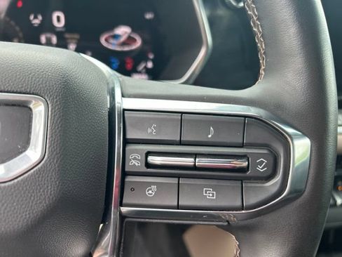 Used 2023 GMC Canyon Denali AWD/4WD image 11