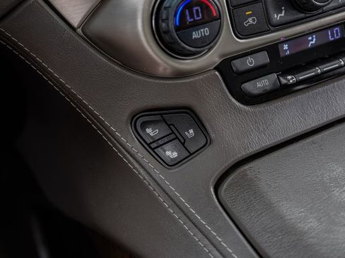 Used 2018 GMC Yukon Denali w/ Denali Ultimate Package image 23