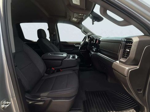 Used 2023 Chevrolet Silverado 1500 RST AWD/4WD image 17