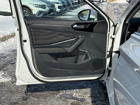 Used 2023 Volkswagen Jetta SEL image 21