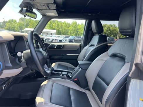 Certified 2024 Ford Bronco Wildtrak image 16
