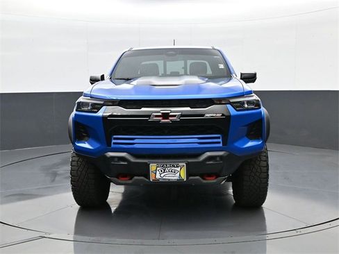 Used 2024 Chevrolet Colorado ZR2 w/ ZR2 Convenience Package III image 2