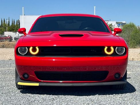 Used 2021 Dodge Challenger R/T w/ Driver Convenience Group RWD image 11