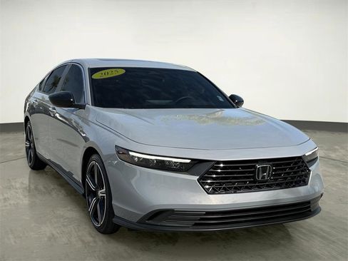 Certified 2025 Honda Accord Sport image 13