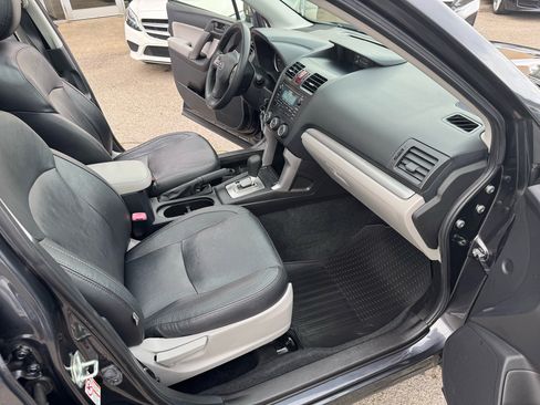 Used 2015 Subaru Forester 2.5i Premium w/ All-Weather Package image 19