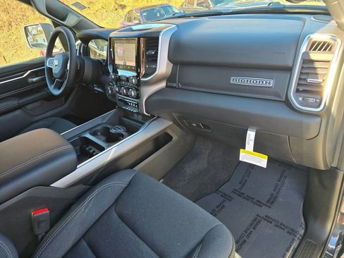 New 2026 RAM 1500 Big Horn w/ Night Edition image 28