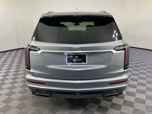 Used 2023 Cadillac XT6 Sport w/ Technology Package AWD/4WD image 5