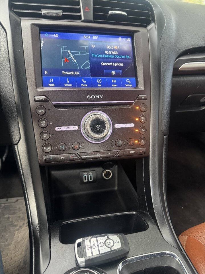 Used 2019 Ford Fusion Titanium AWD/4WD image 33