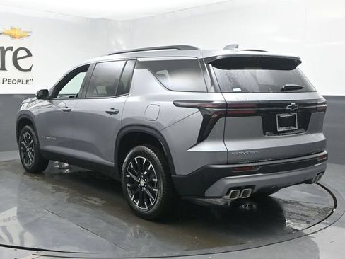 New 2026 Chevrolet Traverse LT w/ Sun and Wheel Package FWD image 15