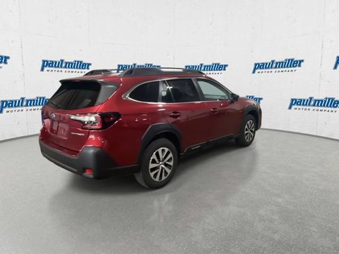 Used 2024 Subaru Outback Premium AWD/4WD image 10