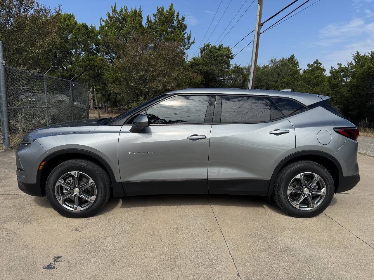 Used 2023 Chevrolet Blazer LT w/ Driver Confidence Package FWD image 5
