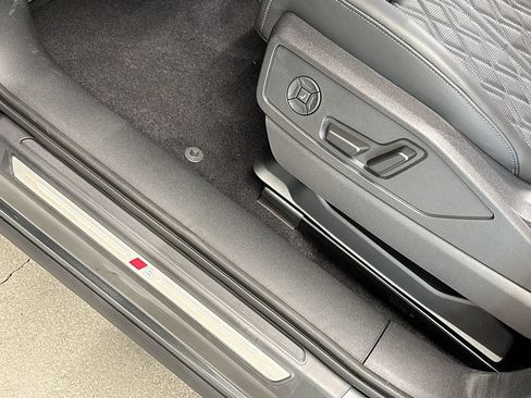 New 2026 Audi SQ5 Premium Plus AWD/4WD image 22