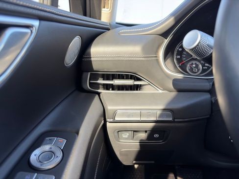 Used 2024 Genesis GV80 2.5T image 20